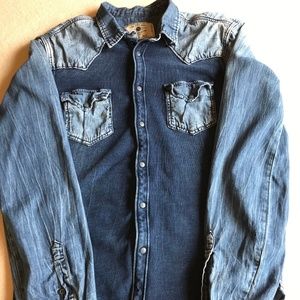 The Zara Man Denim Button Down